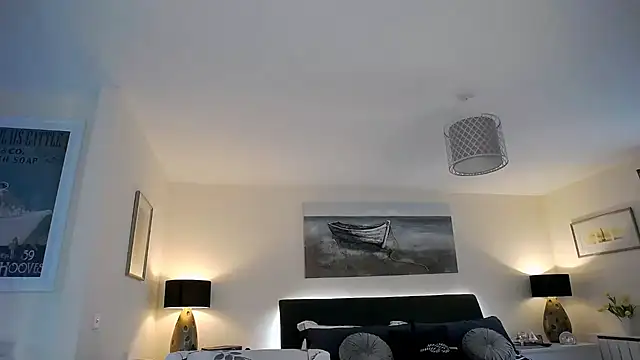 AlbanyWhite live cam