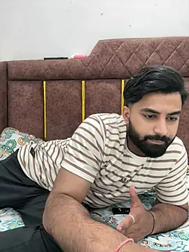 Live gay webcam of Royalboy_03