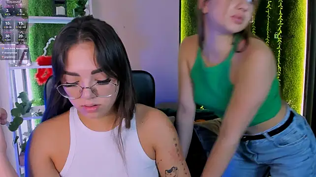 kiki_swan