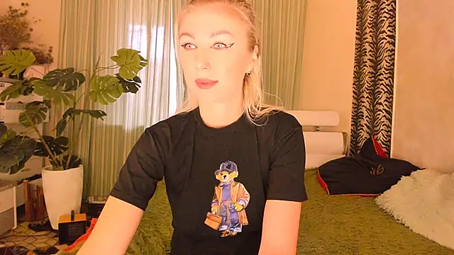 Live sex cam of Karma_S_U_T_R_A