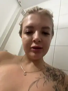 OdriOlsens live cam on StripChat