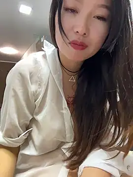 xianyu-ss live cam on StripChat