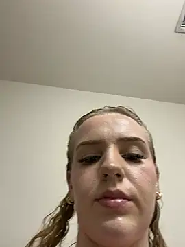 Ms_CherrySnow webcam