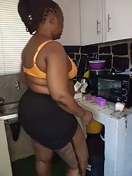 Lahpussy live cam on StripChat