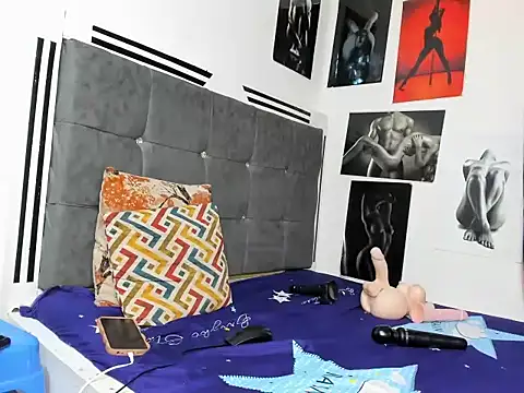 hairymamaa live cam on StripChat