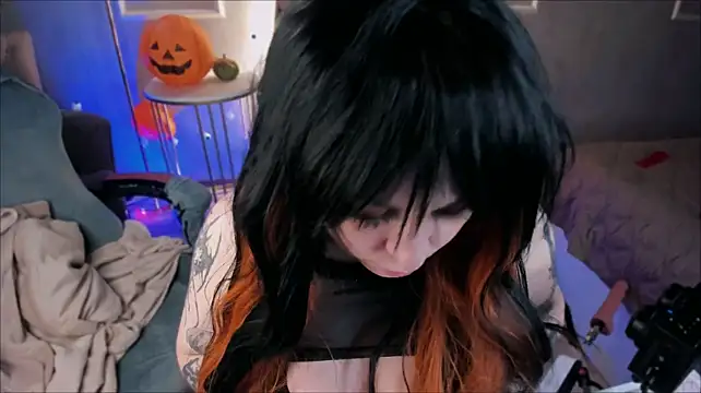 Alex_Howell
