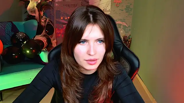 LolaDominara