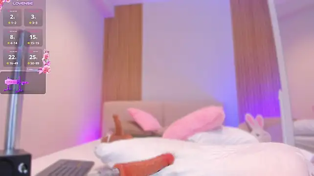 ayla_lux (F teen) - Machine in pussy