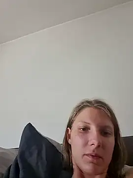 carriemausi live cam