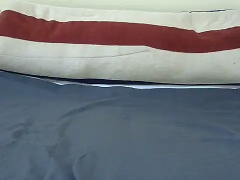 Scate live cam on StripChat