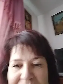 ViktoriaToytor55 live cam on StripChat