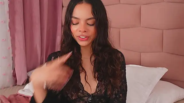 BambiRoses live cam on StripChat