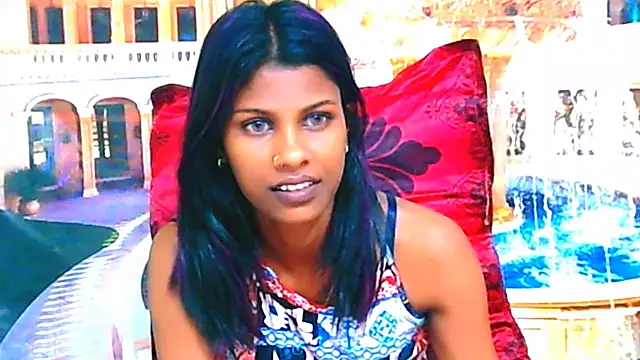 IndianSilkySpice live cam preview