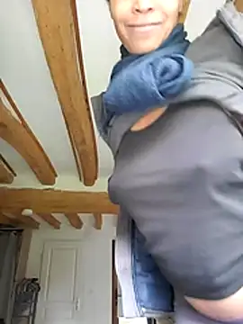FATISSSE live cam preview