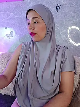 Shana-Jamil live cam on StripChat
