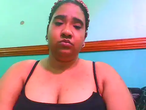 exoticcharmer live cam on StripChat