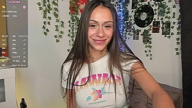 tinnymolly live cam on StripChat