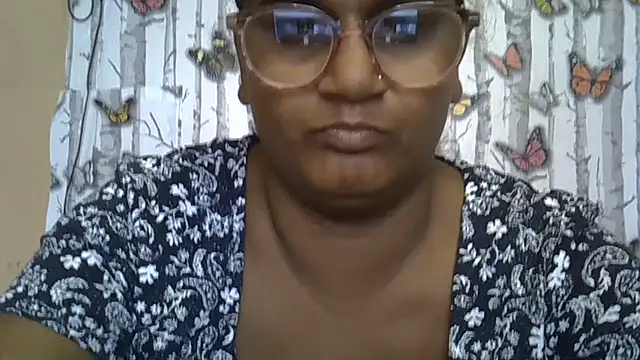 indianstrawberrylips4u