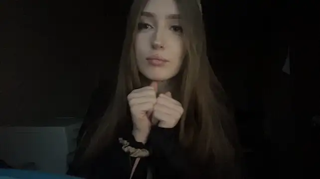 LashundaWilbourn live cam on StripChat
