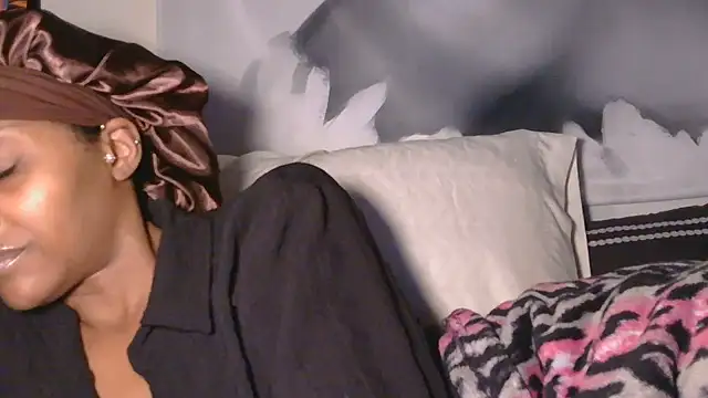 GodesssAtirah live cam on StripChat