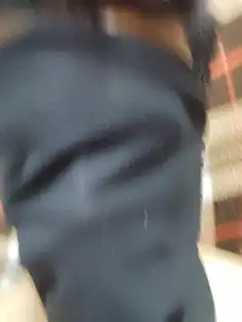 Nikolas_top
