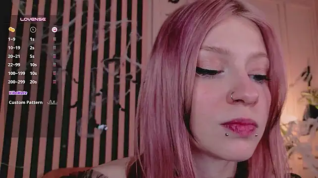 arielabradberry live cam preview
