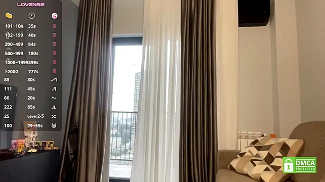 AveryBerkson live cam preview