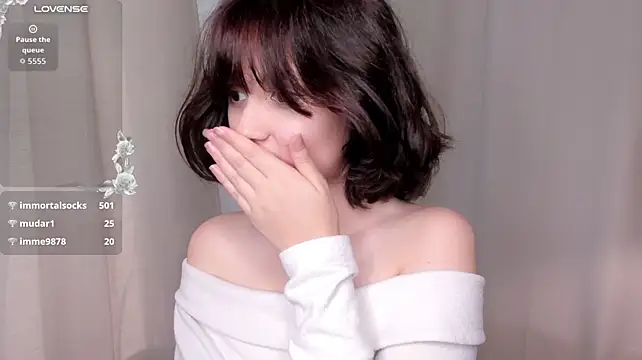 KiaConfrey live cam preview