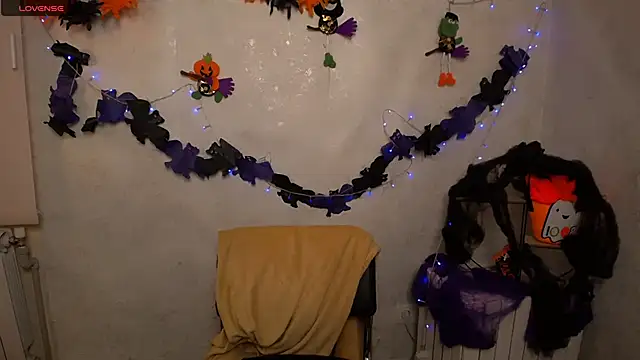 MaryEm976 live cam on StripChat