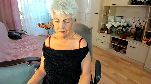 HotandMature live cam on StripChat