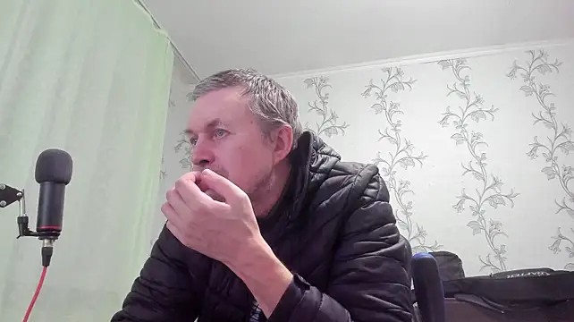 SanFrantsisko live cam on StripChat