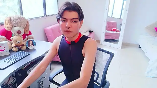 Liamdelrey live sex cam