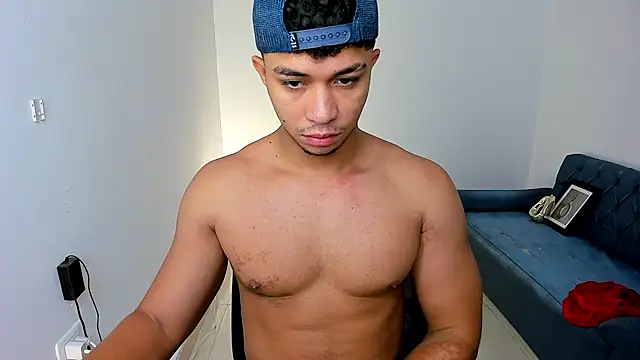 zayn_v1p live cam preview