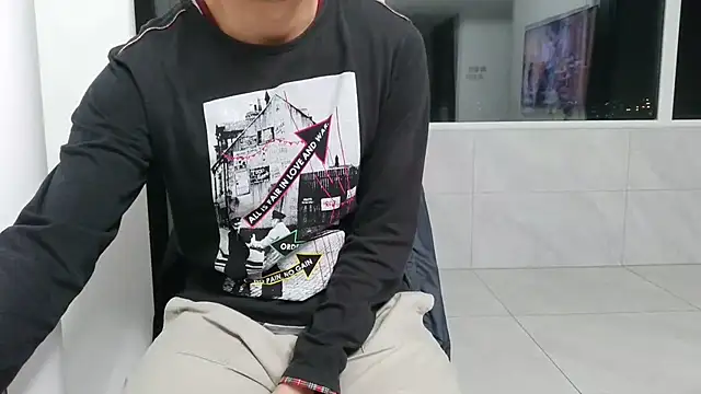 nole_china7 (Ask my age) - Talk ​and ​Fun 来聊天，来玩耍