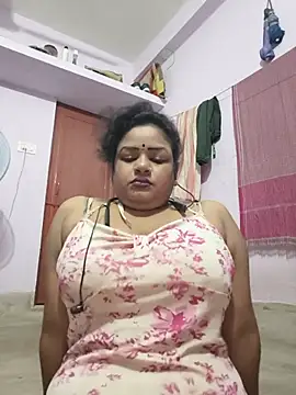 Deborbhavi222 live cam