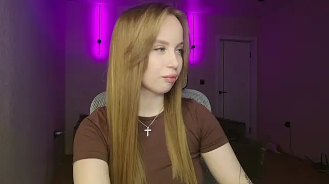 BunnyShinex live cam on StripChat