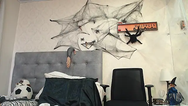 ScarlettGreen_