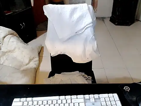 Trish_CurveCock