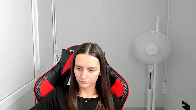 EveMoonveil live cam on StripChat