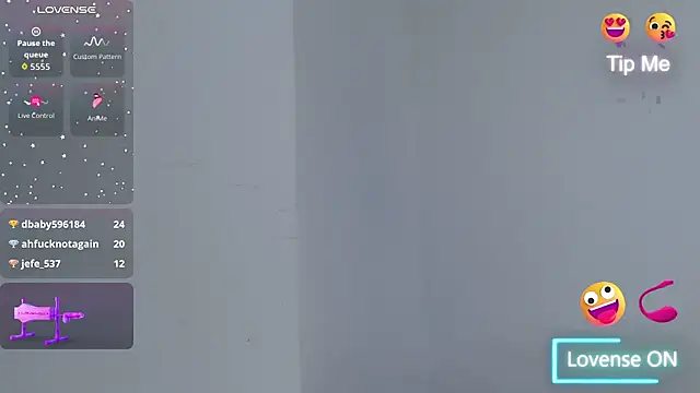 isabel_24_gil live cam on StripChat