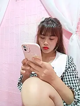 Lucky_lucky2k live cam on StripChat