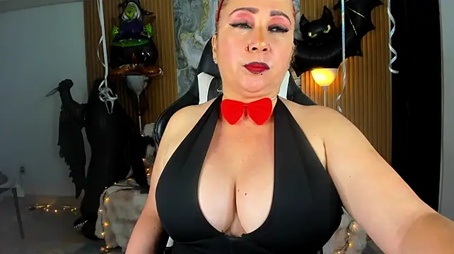Danna_topless