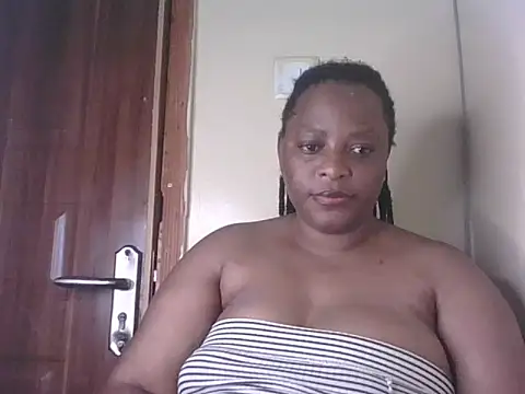 Aminatta_1 live cam preview