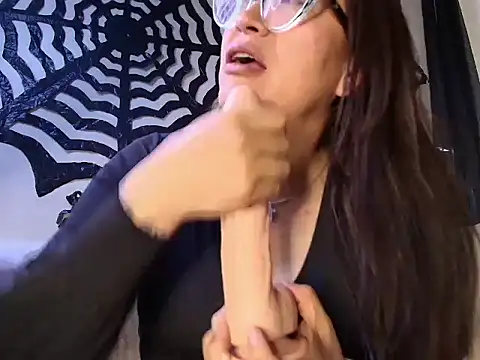 Angie_Salazar live cam preview