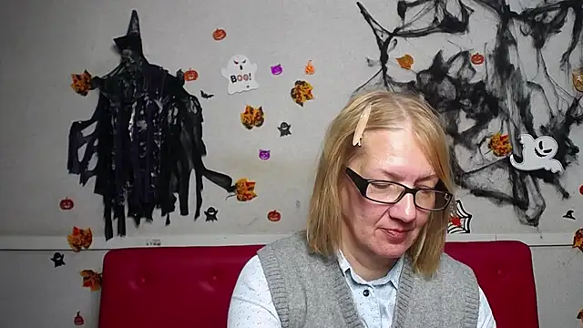 MelisaWorld live cam on StripChat