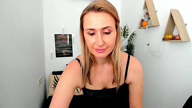 PassionGlow live cam on StripChat