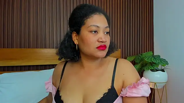 laurel_swan live cam on StripChat