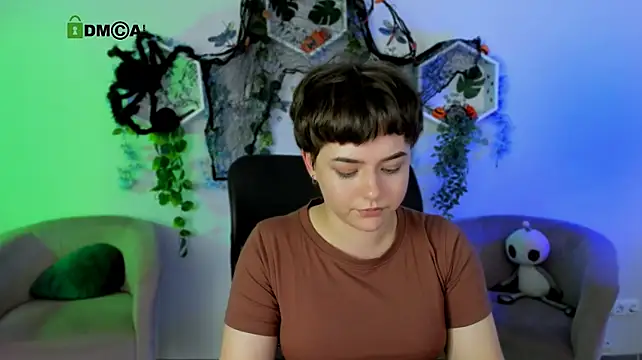 ketty_shy live cam on StripChat