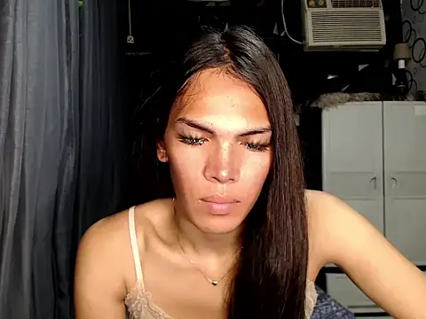 GORGEOUS_CARMEE live cam on StripChat