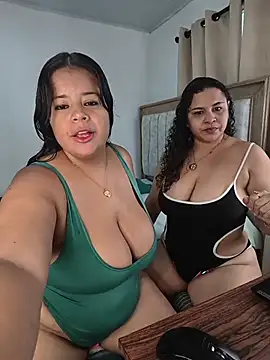 twocurvylatins